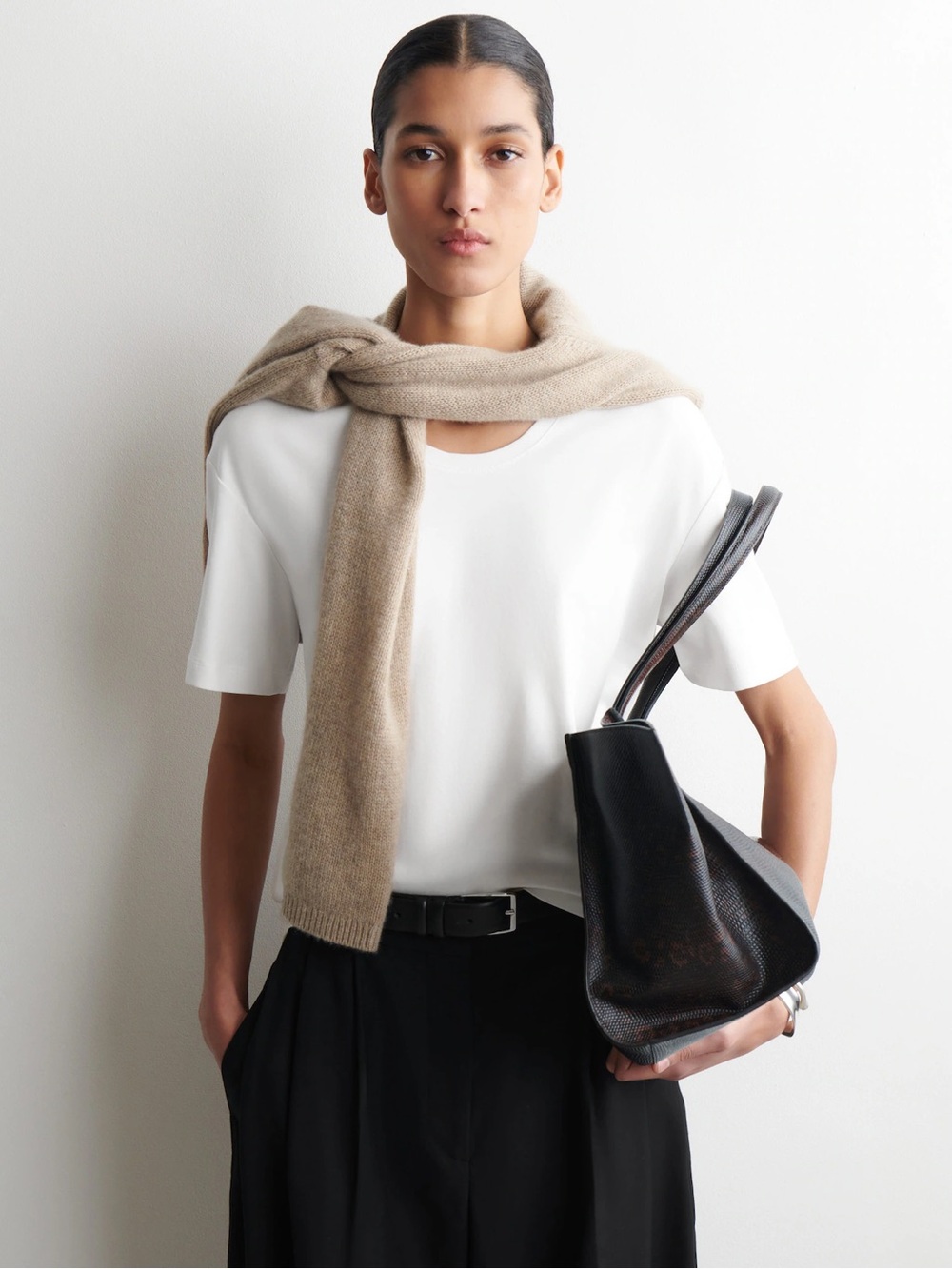 COS Scoop Neck Ivory Cotton T-Shirt XS
